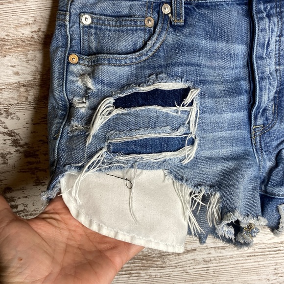 American Eagle Outfitters Vintage Hi-Rise Festival Shorts Sz 8 exposed pockets - Picture 2 of 5